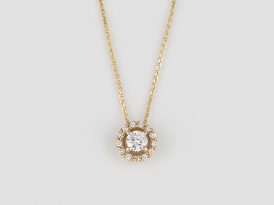 Auction <br>ANHÄNGER MIT KETTE