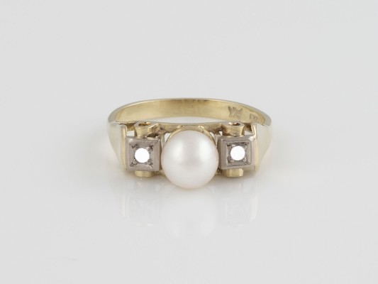 Picture PERL-RING MIT DIAMANTEN