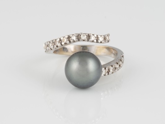 Picture PERL-RING MIT BRILLANTEN