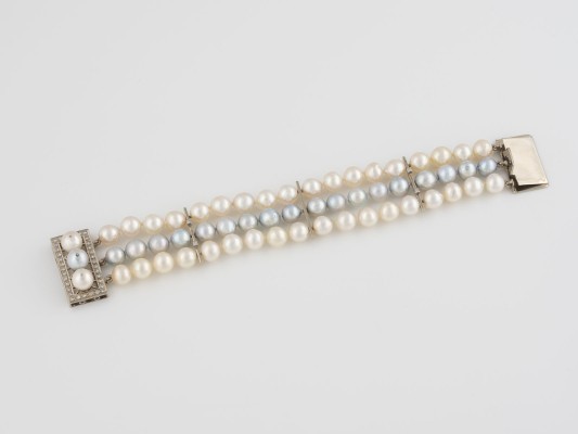 Picture PERLARMBAND MIT DIAMANTBESATZ