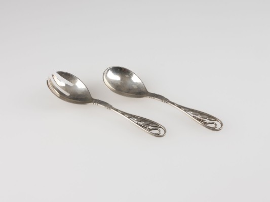 Bild ZWEITEILIGES VORLEGE-BESTECK 'ORNAMENTAL'