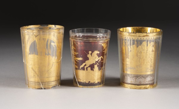 Auction <br>ZWEI ZWISCHENGOLDBECHER UND EIN DOPPELWANDIGER BECHER