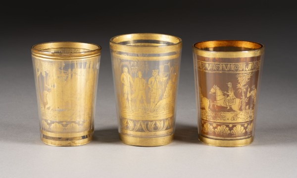 Auction <br>DREI SIGNIERTE ZWISCHENGOLDBECHER