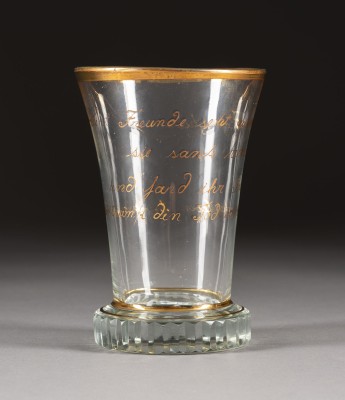 Auction <br>RANFTBECHER MIT FLIEGE