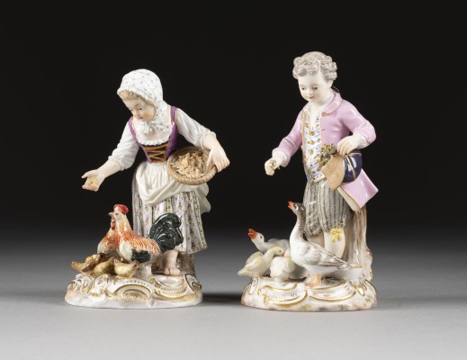 Picture 'KNABE, GÄNSE FÜTTERND' UND 'MÄDCHEN, HÜHNER FÜTTERND'