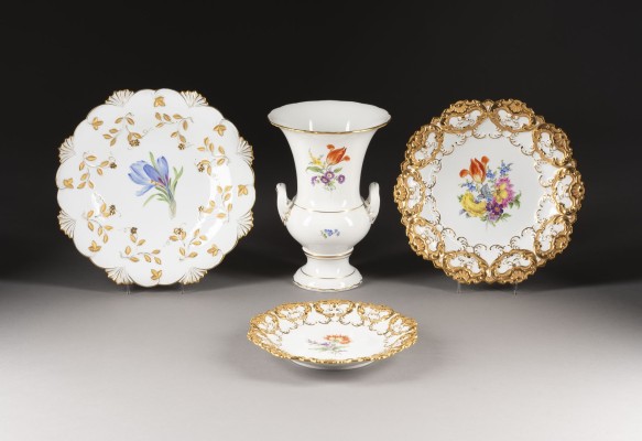 Picture DREI PRUNKTELLER UND VASE 'MEISSEN'