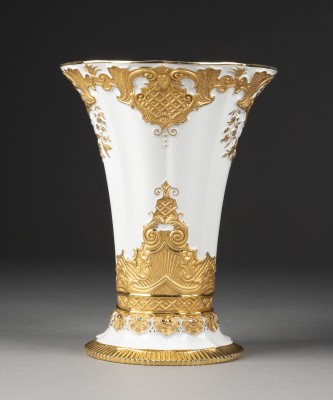Picture MEISSENER PRUNKVASE MIT GOLDDEKOR