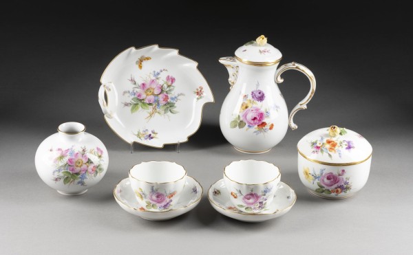Picture ACHTTEILIGES KAFFEESERVICE 'BLUMENMALEREI'