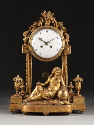 Auction <br>KAMINUHR MIT HERKULES