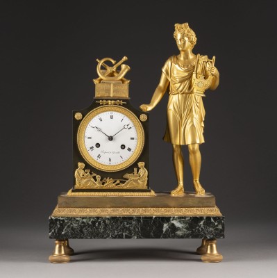 Auction <br>FIGUREN-PENDULE MIT ALLEGORIE DER MUSIK