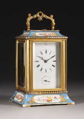 Auction <br>REISEWECKER