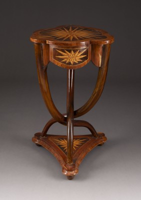 Bild BIEDERMEIER-NÄHTISCH
