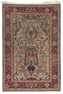 Auction <br>ISFAHAN KORK AUF SEIDE