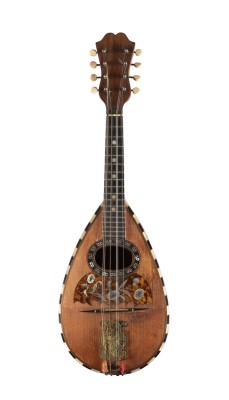 Auction <br>VIERCHÖRIGE RUNDMANDOLINE GIUSEPPE PUGLISI REALE & FIGLI
