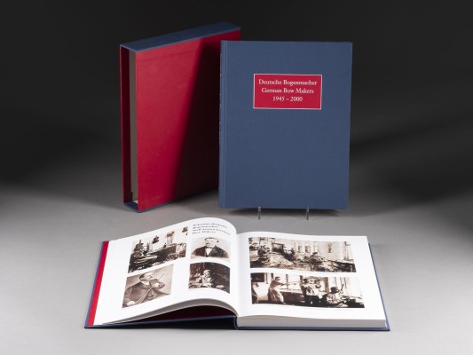 130: FINE ART & ANTIQUES | JEWELLERY | DEUTSCHE BOGENMACHER