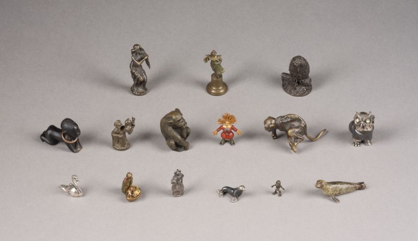 Picture KONVOLUT VON 15 DIVERSEN FIGUREN