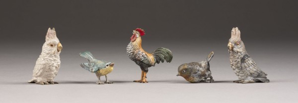 Bild KONVOLUT VON FÜNF VOGELFIGUREN