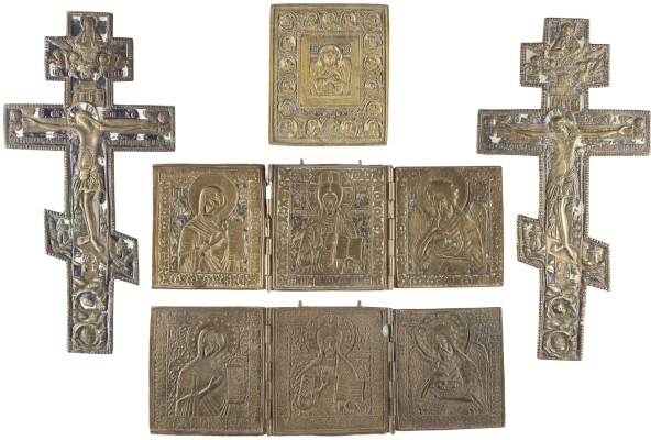 Picture FÜNF BRONZE-IKONEN: ZWEI KRUZIFIXE, ZWEI TRIPTYCHA MIT DEESIS UND CHRISTUS, DAS GÜTIGE SCHWEIGEN