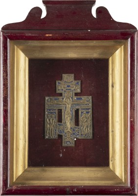 Auction <br>A BRASS AND ENAMEL CRUCIFIX WITHIN KYOT