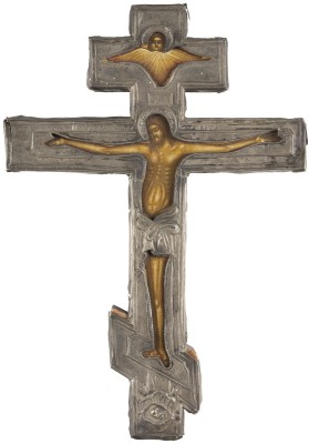Auction <br>A CRUCIFIX WITH OKLAD