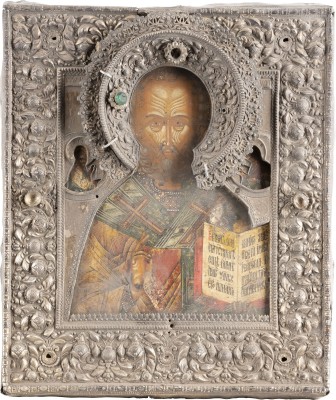 Auktion <br>FEINE IKONE MIT DEM HEILIGEN NIKOLAUS VON MYRA MIT VERMEIL-RIZA