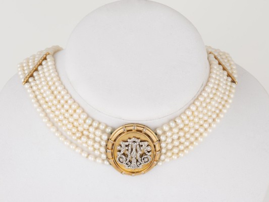 Auktion <br>COLLIER