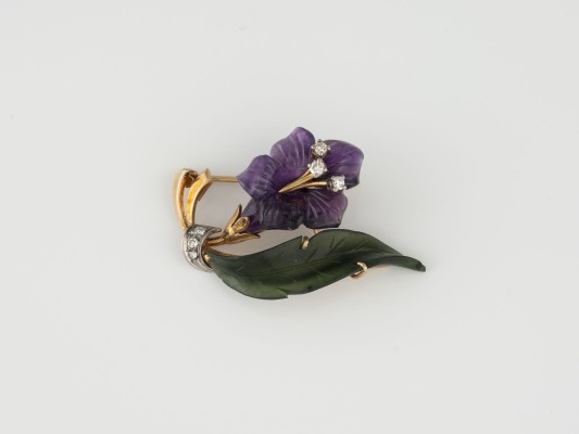 Auction <br>BLÜTENBROSCHE