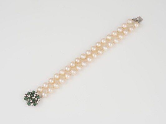 Auktion <br>PERLENARMBAND