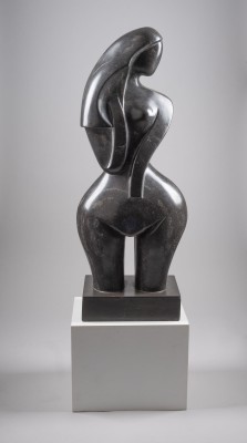 Bild MASSIVE MARMORFIGUR (WEIBLICHER AKT)