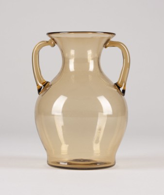 Auktion <br>KLEINE HENKELVASE 'SOFFIATO'