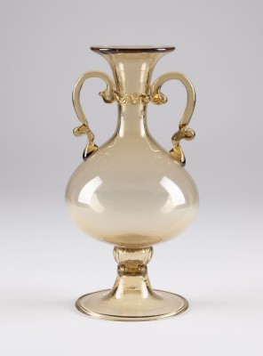 Auktion <br>'SOFFIATO' HENKELVASE