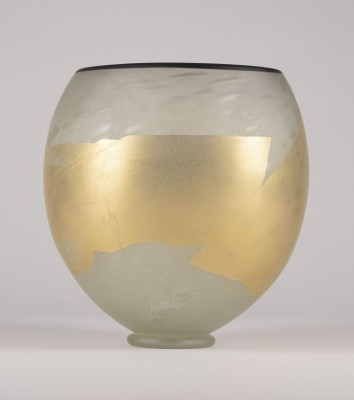 Auktion <br>VASE / GLASOBJEKT 'OVALESKE'