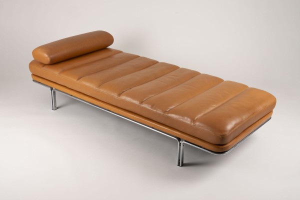 Auktion <br>DAYBED MODELL '6915'