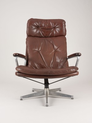Auction <br>LOUNGE CHAIR / SESSEL MODELL 'GENTILINA'