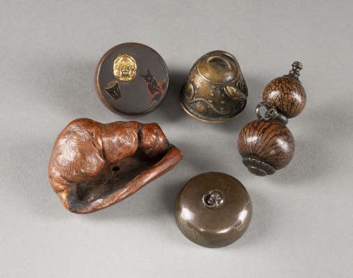 Bild EIN FÜNFTEILIGES KONVOLUT VON NETSUKE