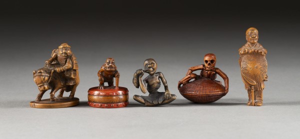 Bild FÜNF HOLZGESCHNITZTE NETSUKE