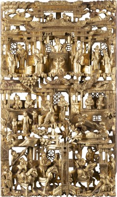 Picture EIN GOLDLACKIERTES HOLZRELIEF MIT FIGURENDARSTELLUNG