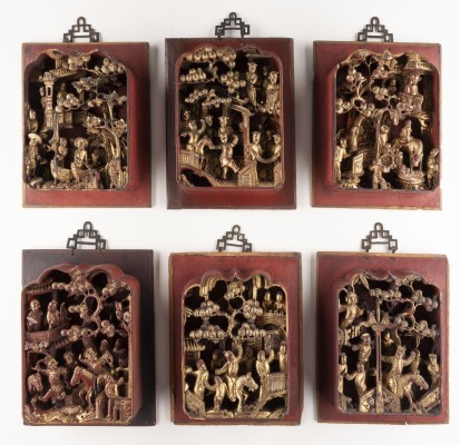 Picture SECHS GOLDLACKIERTE HOLZRELIEFTAFELN MIT FIGURENDARSTELLUNG