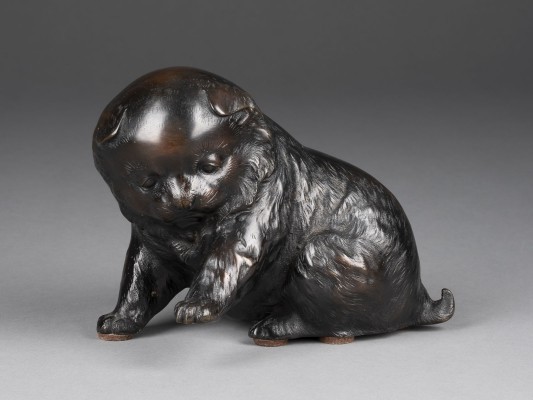 Bild EIN OKIMONO EINES WELPEN AUS BRONZE