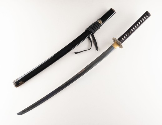 Auction <br>EIN MONTIERTES KATANA
