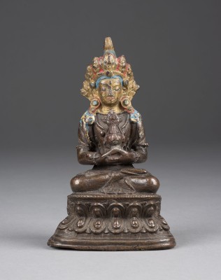 Picture EINE TEILVERGOLDETE SITZENDE FIGUR VON AMITAYUS AUS BRONZE