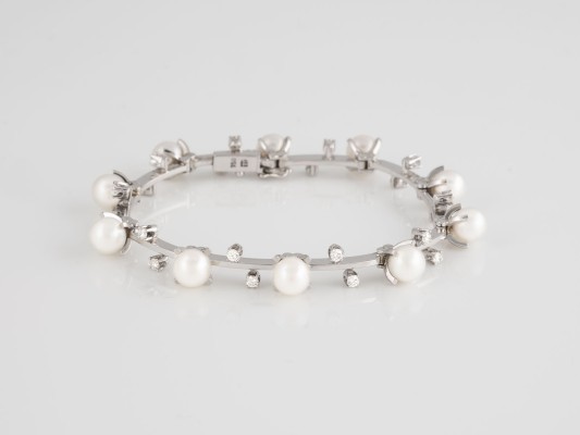 Auction 137<br>ARMBAND