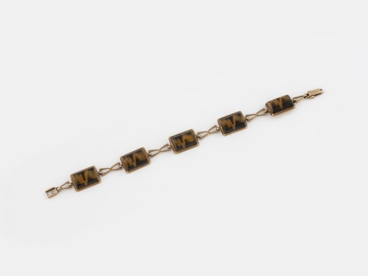 Auction 137<br>TIGERAUGEN-ARMBAND