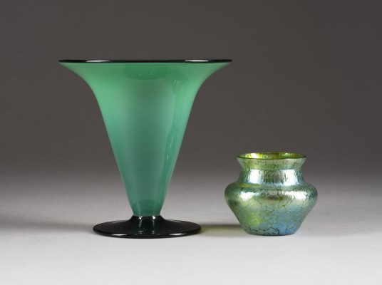 Auction 137<br>ZWEI LOETZ-VASEN