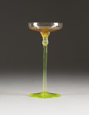 Auktion 137<br>KLEINER STENGELGLAS