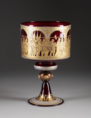 Auktion 137<br>GROSSER HISTORISMUS-POKAL MIT FIGURENFRIES
