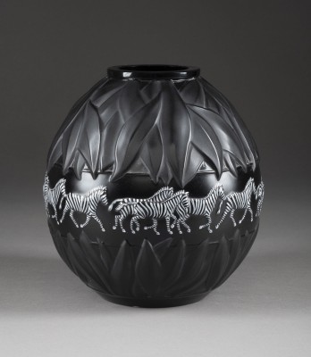 Auction 137<br>VASE 'TANZANIA'