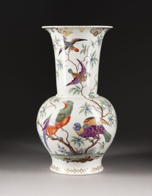 Auktion 137<br>GROSSE VASE MIT VOGELMALEREI