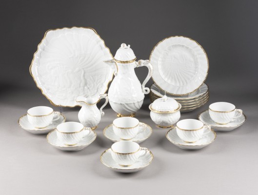 Auction 137<br>22-TEILIGES KAFFEESERVICE 'SCHWANNENDESSIN'