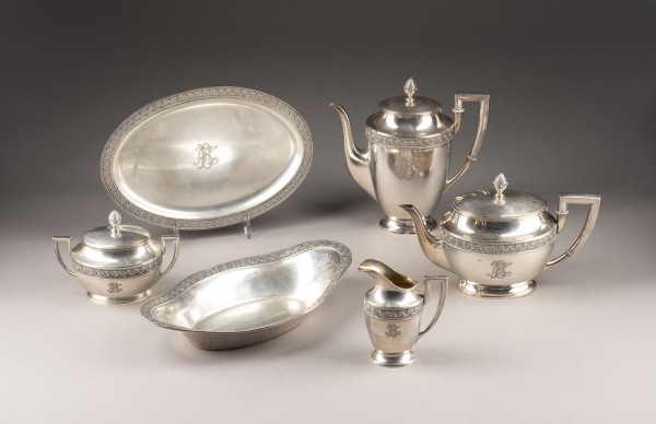 Auction 137<br>6-TEILIGES KAFFEE-/TEE-KERNSTÜCK